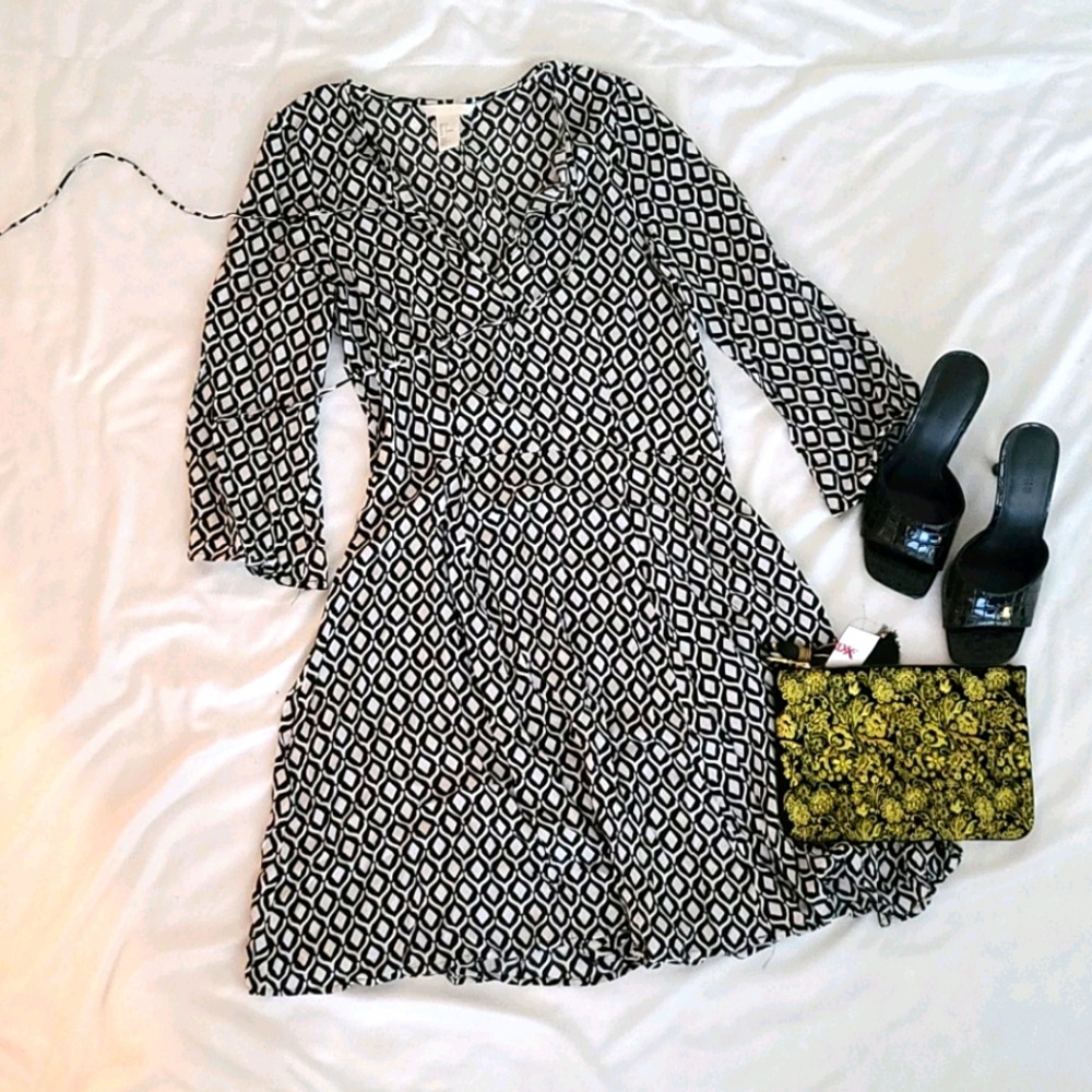 H&M Dress w/ Flared 3/4 Sleeves Sz 4